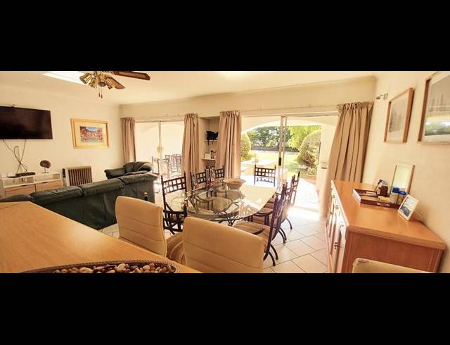 3 BEDROOM TOWNHOUSE FOR SALE IN VAAL MARINA